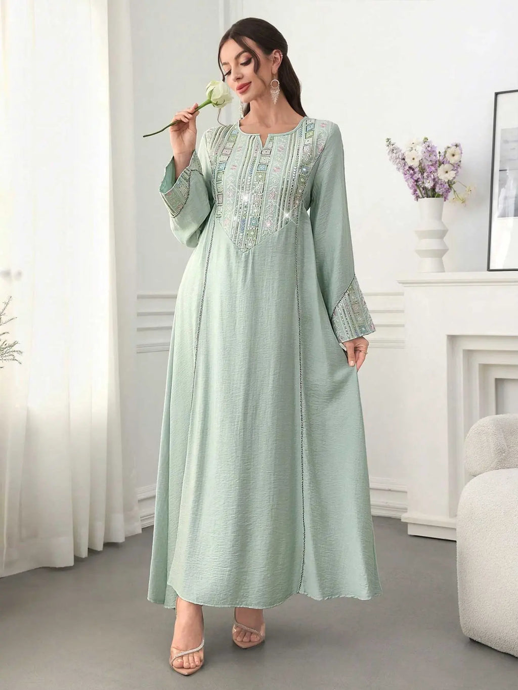 Women'S Elegant Embroidered Beaded Dress, Loose-Fit Woven Fabric, All-Season Wear, High-Quality Material, Stylish & Comfortable Design, Abayas for Eid